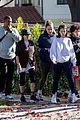 selena-stroll2
