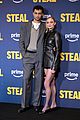 sophie-turner-steal