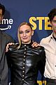sophie-turner-steal