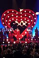 bruno-performs-grammys