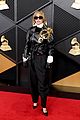 miley-grammys-red