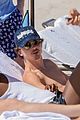 chalamet-beachtime