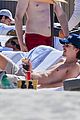 chalamet-beachtime