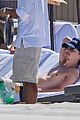 chalamet-beachtime