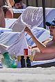 chalamet-beachtime