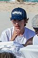 chalamet-beachtime