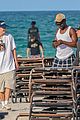 chalamet-beachtime