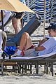 chalamet-beachtime