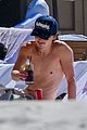 chalamet-beachtime
