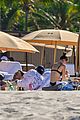 chalamet-beachtime
