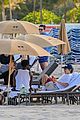 chalamet-beachtime