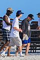 chalamet-beachtime