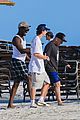 chalamet-beachtime
